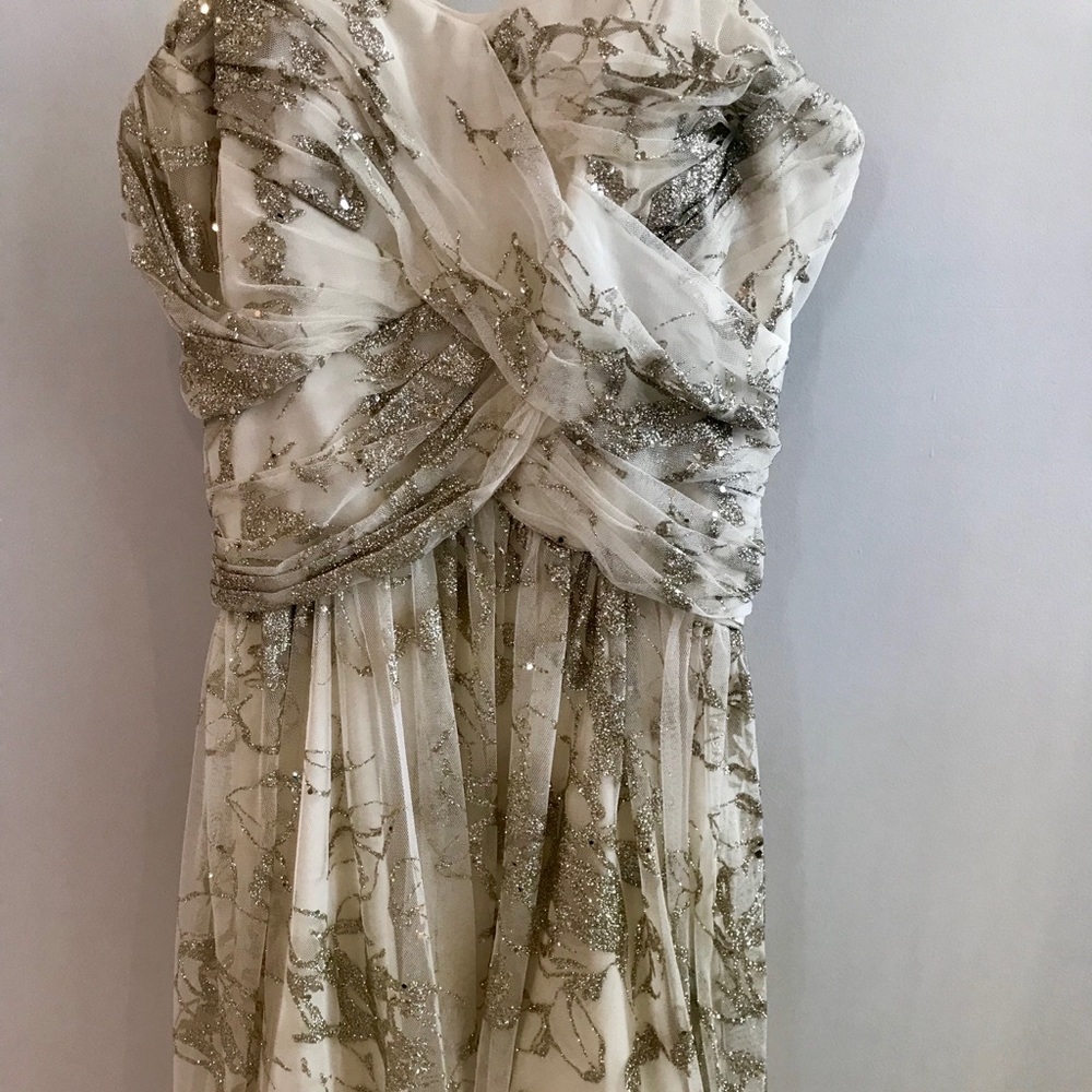 Hailey by Adrianna Papell Strapless Glitter